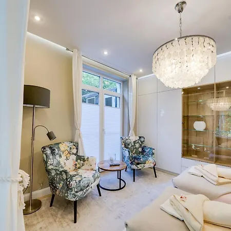 Apartamento Waldblick - Stil, Und Entspannung Mit Eigener Sauna Heringsdorf (Usedom)